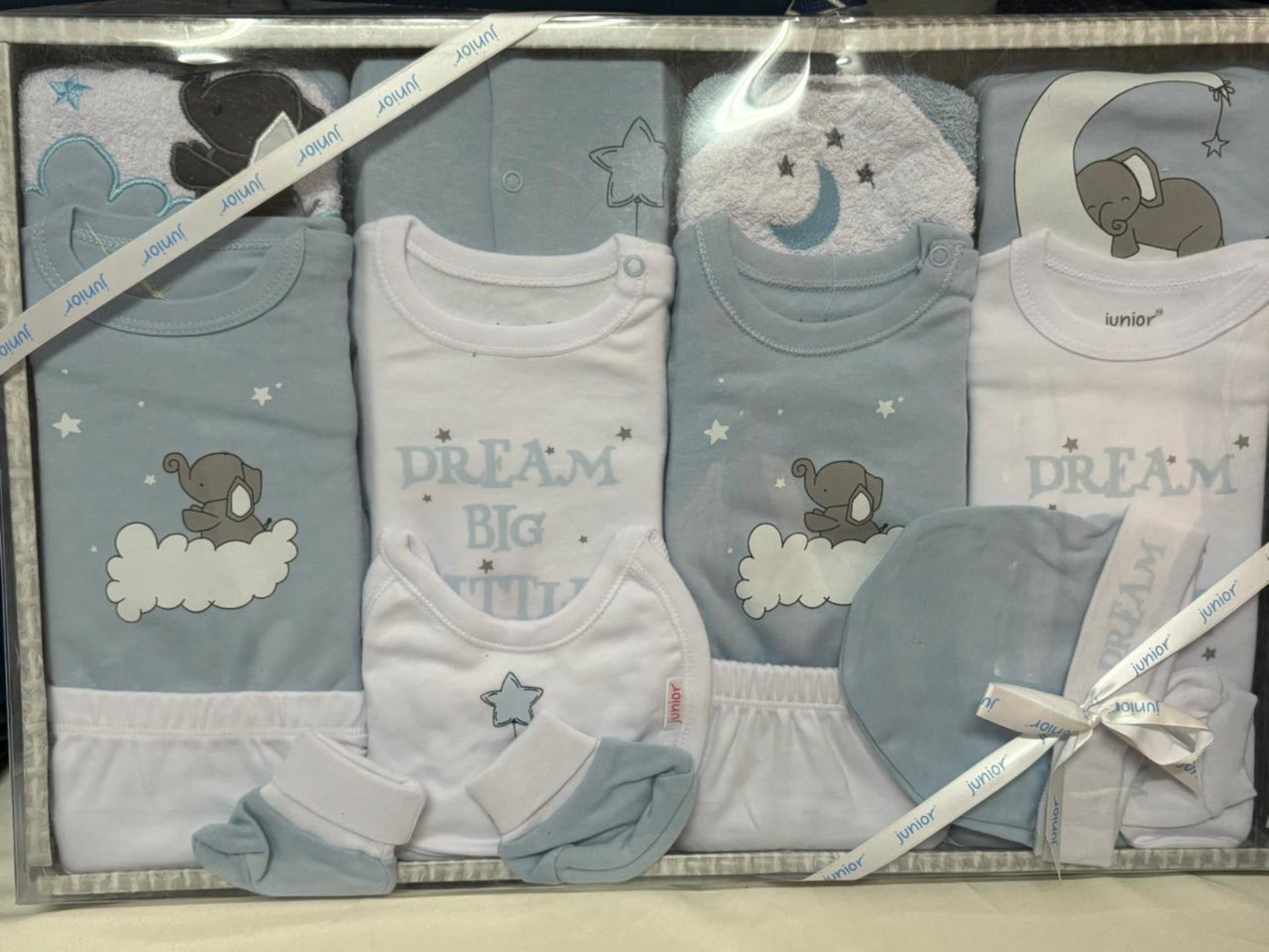 Junior Baby Fashion Gift set for newborn to 3 months 20 pieces اطقم الولادة من جونيور من سن يوم ل 3 شهور 20 قطعه