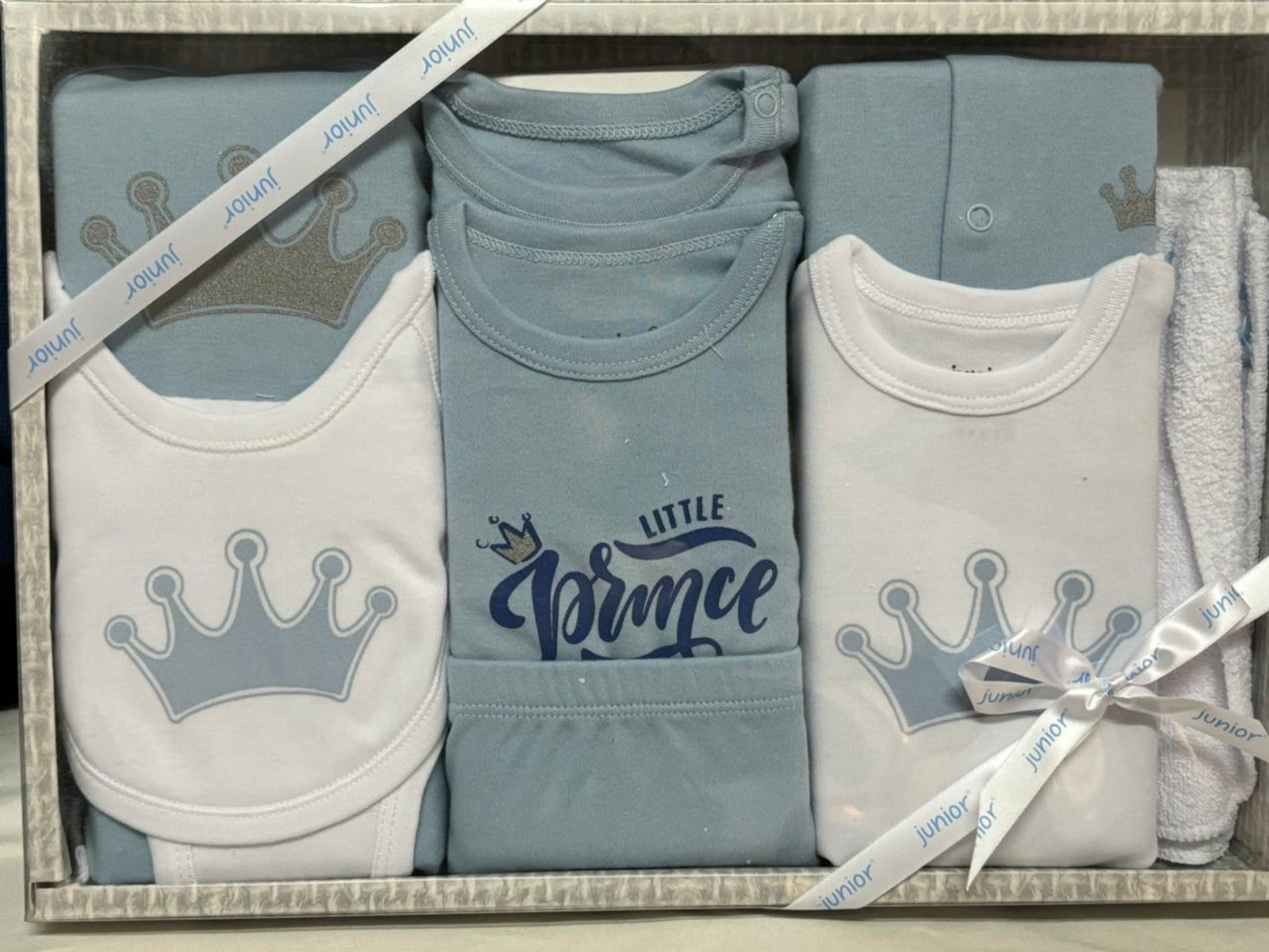 Junior Baby Fashion Gift set for newborn to 3 months 10 pieces اطقم الولادة من جونيور من سن يوم ل 3 شهور 10 قطعه